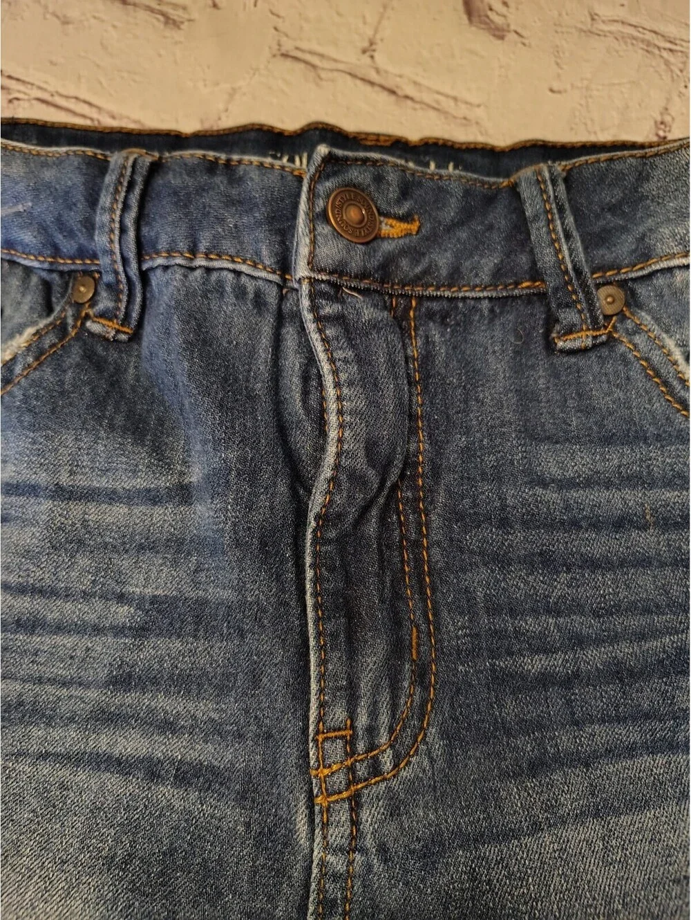 SoundStyle Vintage Reunion Distressed Denim Shorts 10
